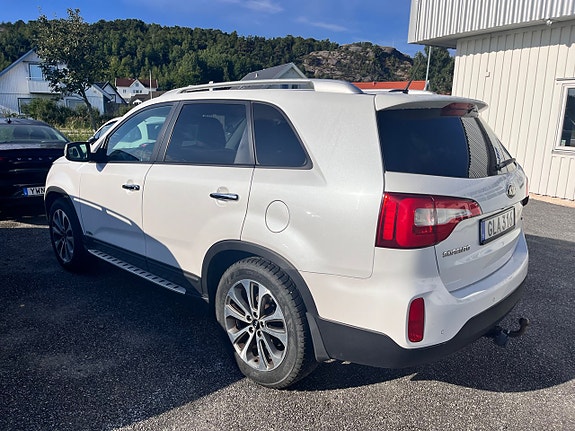 Kia Sorento 4 of 7