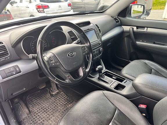 Kia Sorento 5 of 7