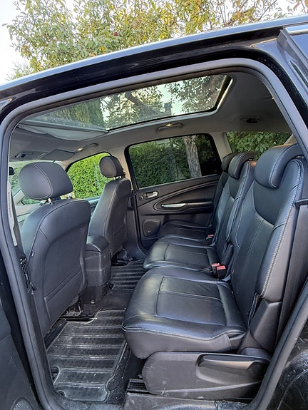 Ford S-MAX 6 of 13