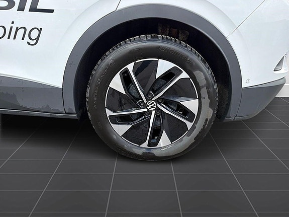 Volkswagen ID.4 9 of 21