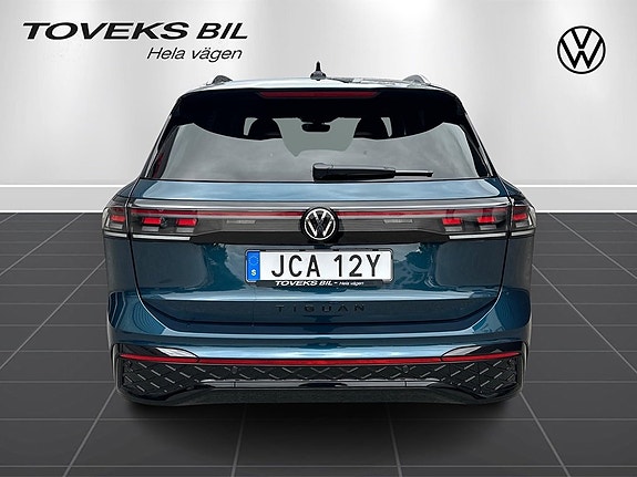 Volkswagen Tiguan 4 of 14