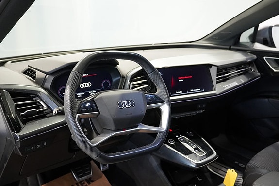 Audi Q4 e-tron 10 of 28