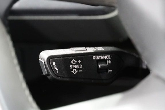 Audi Q4 e-tron 16 of 28