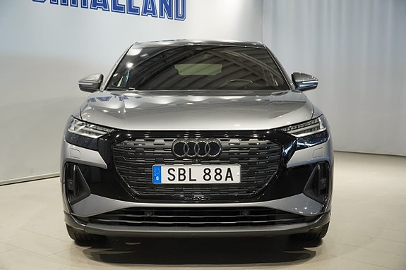 Audi Q4 e-tron 4 of 28