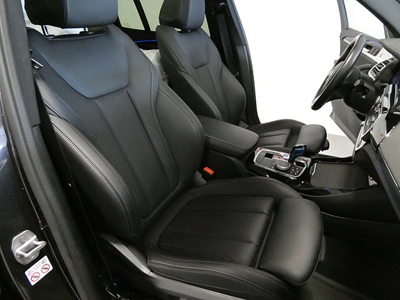 BMW X3 21 of 26