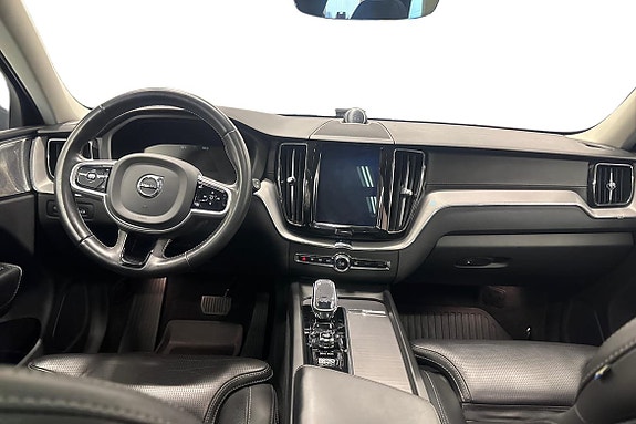 Volvo XC60 9 of 21