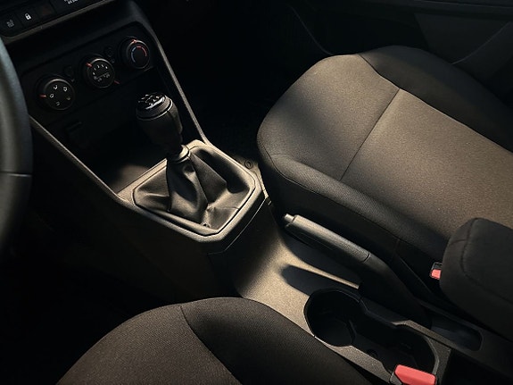 Dacia Sandero 13 of 13