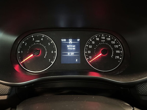 Dacia Sandero 12 of 13