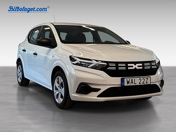 Dacia Sandero 3 of 13