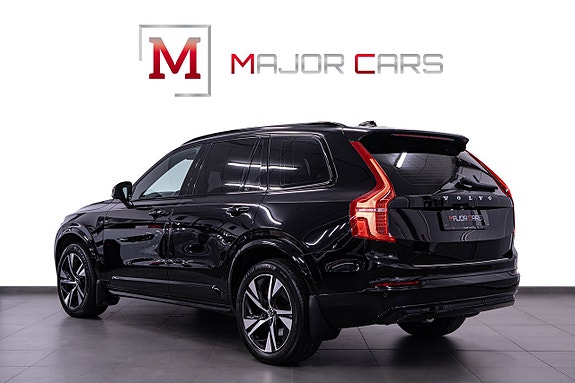 Volvo XC90 4 of 28