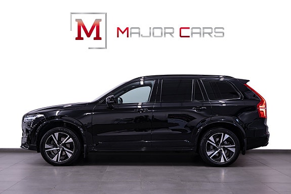 Volvo XC90 3 of 28