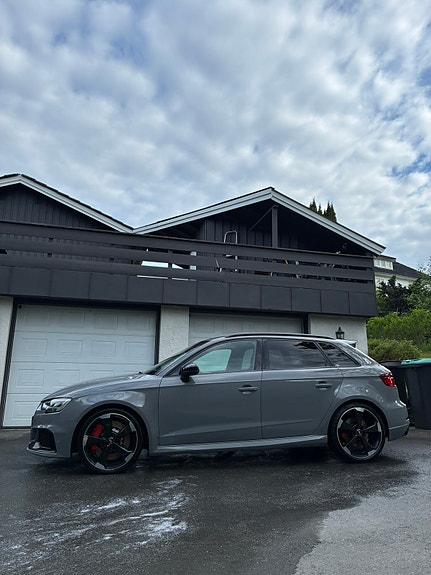 Audi RS3 2 of 13