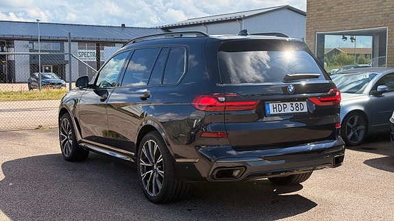 BMW X7 6 of 30