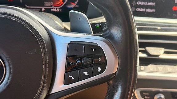 BMW X7 17 of 30