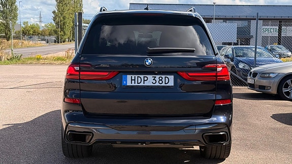 BMW X7 5 of 30