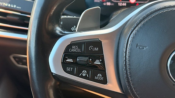 BMW X7 18 of 30