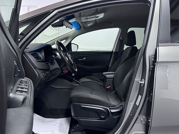 Kia Carens 13 of 25