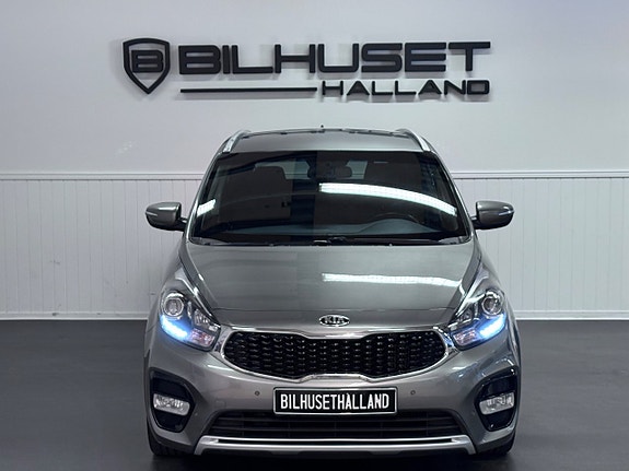 Kia Carens 3 of 25