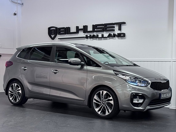 Kia Carens 5 of 25
