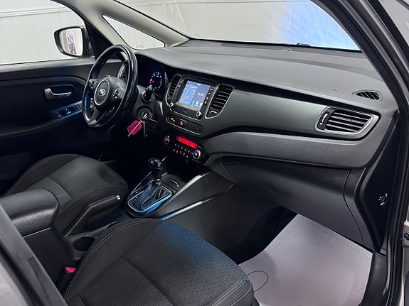 Kia Carens 14 of 25