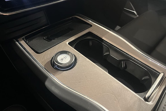 Volvo EX90 20 of 22