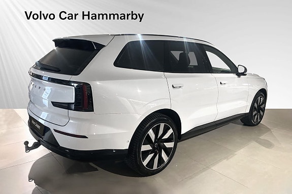Volvo EX90 5 of 22