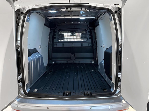 Ford Transit Connect 8 of 20