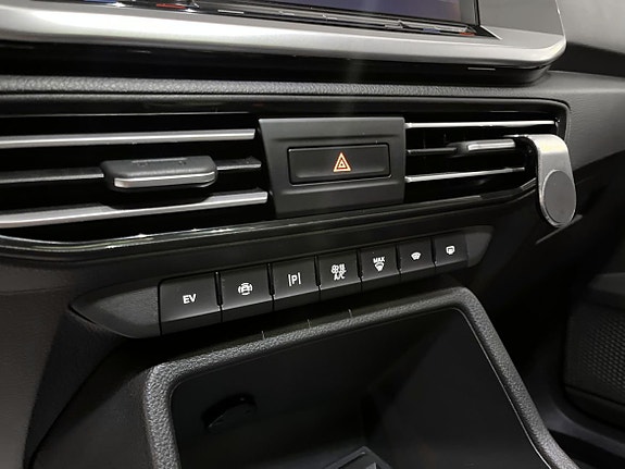 Ford Transit Connect 18 of 20