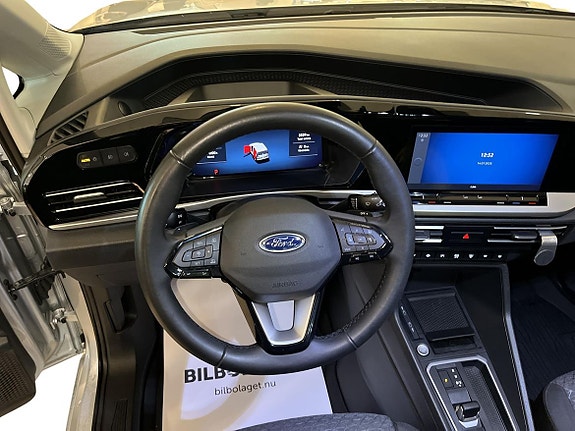 Ford Transit Connect 10 of 20