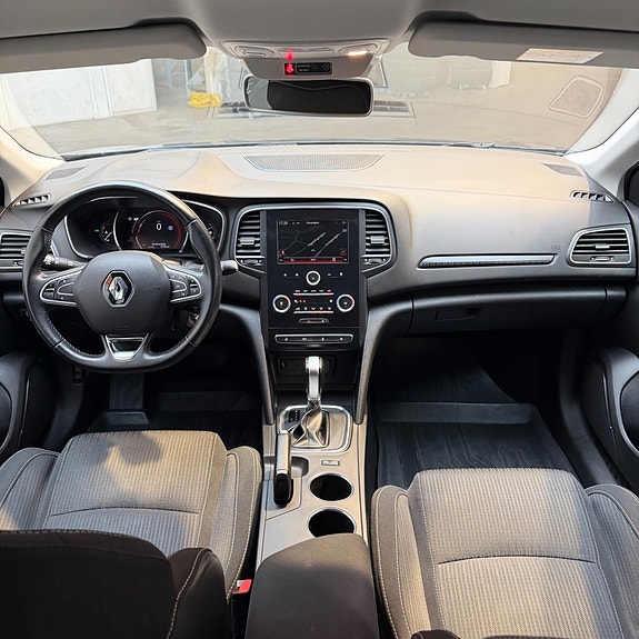 Renault Megane 9 of 11
