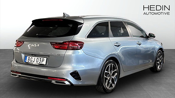 Kia Ceed 2 of 21