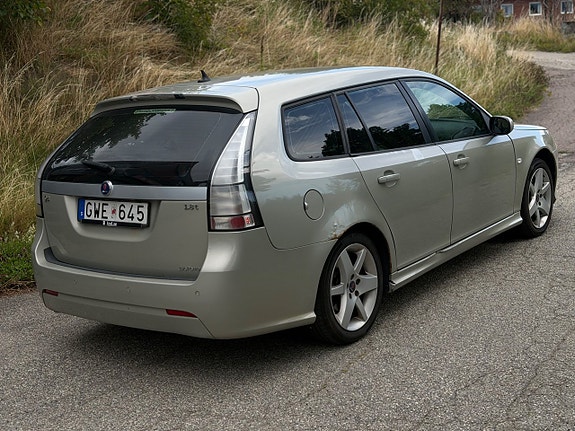 Saab 9-3 4 of 8
