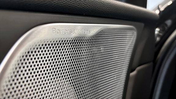 Volvo XC60 19 of 22