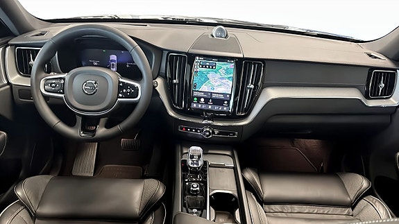 Volvo XC60 11 of 22