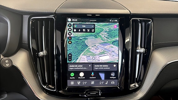 Volvo XC60 10 of 22