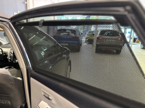Toyota Prius+ 11 of 21