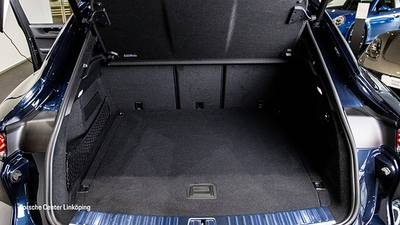 Porsche Cayenne 24 of 24