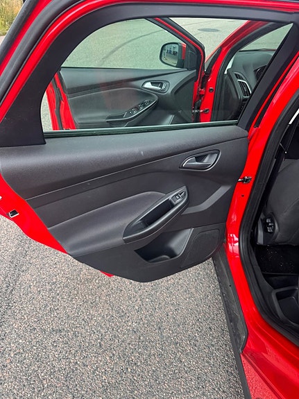 Ford Focus 20 of 21