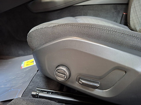 Volvo V60 18 of 24