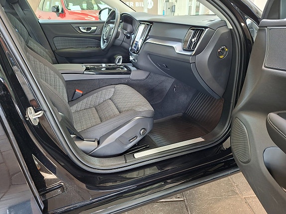 Volvo V60 6 of 24