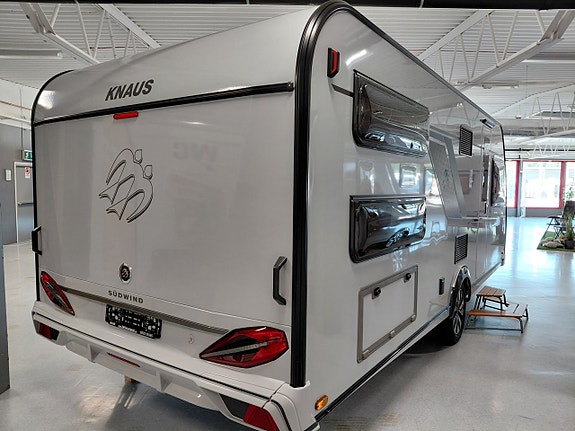 Knaus SÜDWIND BLACK SELECTION 580 UK 2 of 9
