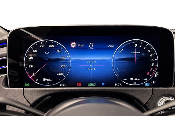 Mercedes-Benz E300 e 7 of 11