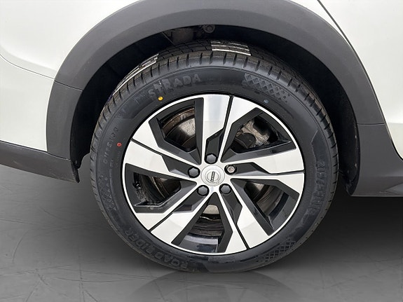 Volvo V60 Cross Country 29 of 30