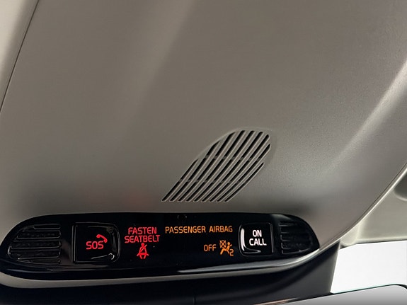 Volvo V60 Cross Country 17 of 30