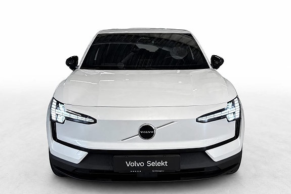 Volvo EX30 14 of 17
