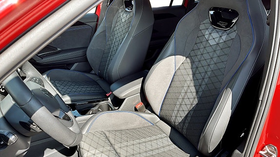 Volkswagen Tiguan 8 of 15