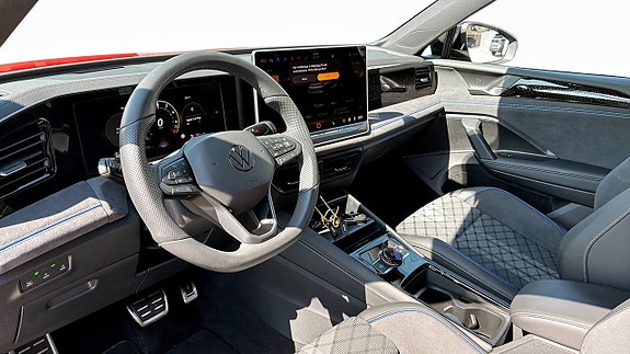 Volkswagen Tiguan 7 of 15