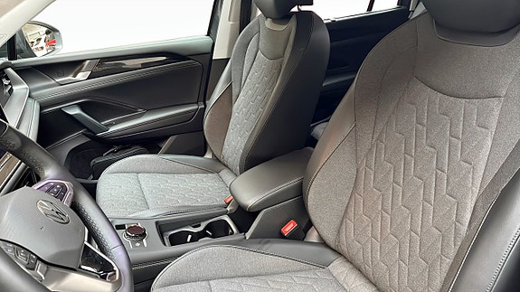 Volkswagen Tayron 8 of 13