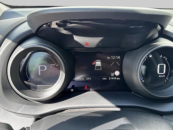 Toyota Yaris 11 of 12