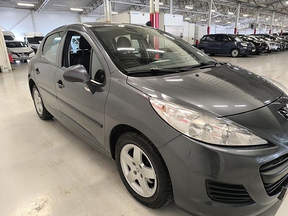 Peugeot 207 3 of 10